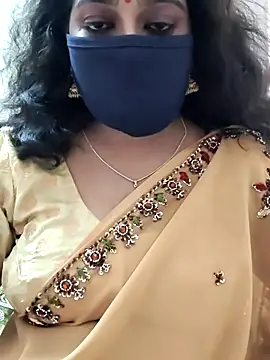 Snapshot of saritha29 chatting on 10.15.25 saritha29 online show from 10.15.25