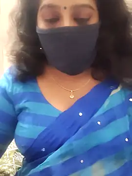 Snapshot of saritha29 chatting on 10.17.25 saritha29 online show from 10.17.25
