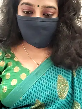Snapshot of saritha29 chatting on 10.22.25 saritha29 online show from 10.22.25