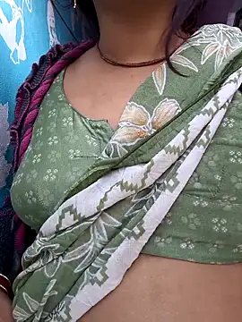 Snapshot of Harsha_Gosain chatting on 11.11.25 Harsha Gosain online show from 11.11.25