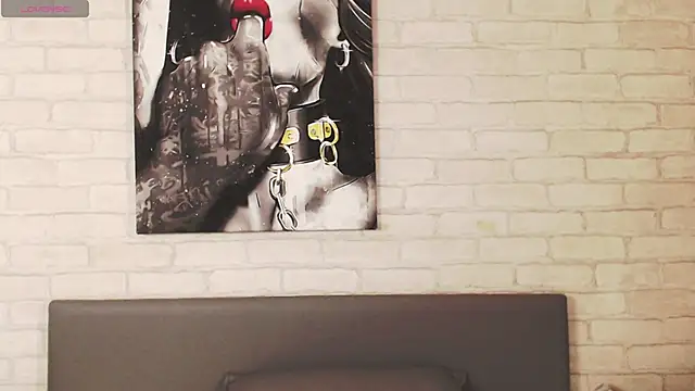 Ericha Stone online show from 09.14.25