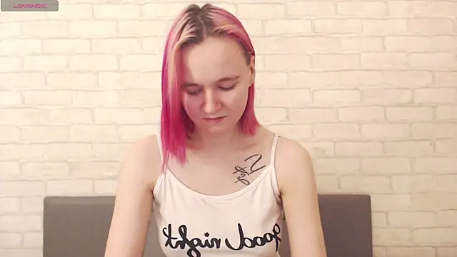 Ericha Stone online show from 10.18.25