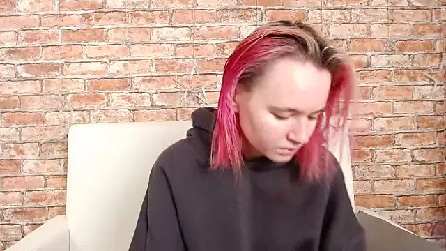 Ericha Stone online show from 11.16.25