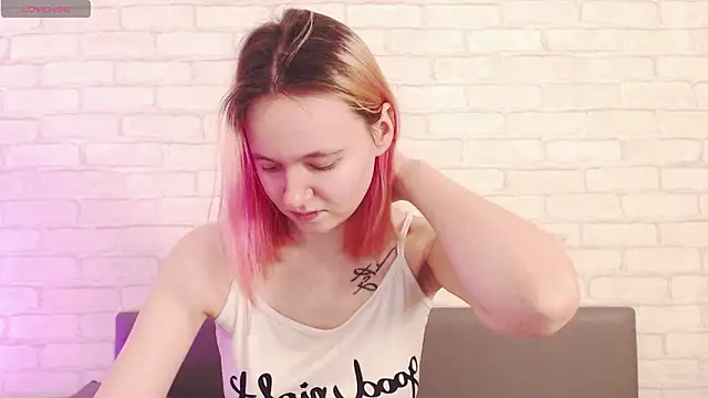 Ericha Stone online show from 02.06.26