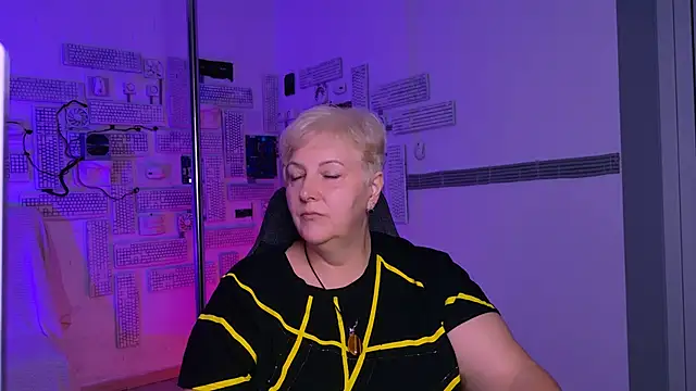 MaryMogan online show from 09.09.25