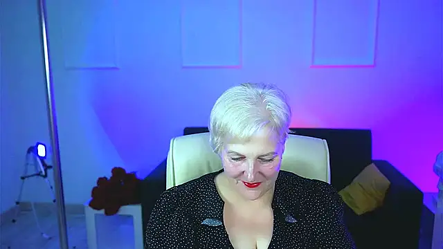 MaryMogan online show from 09.13.25