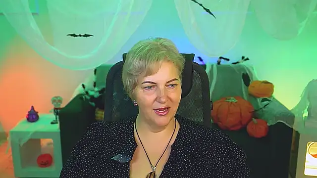 MaryMogan online show from 10.20.25