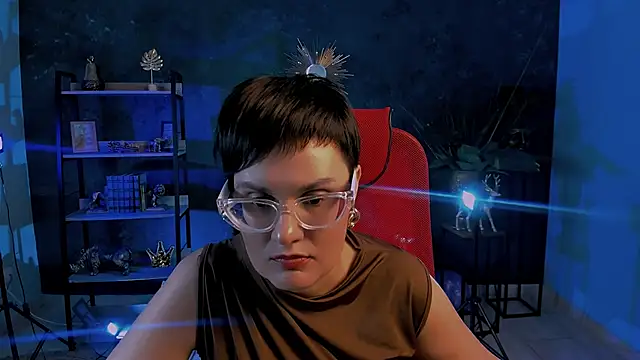 LauraDavidsons online show from 11.21.25