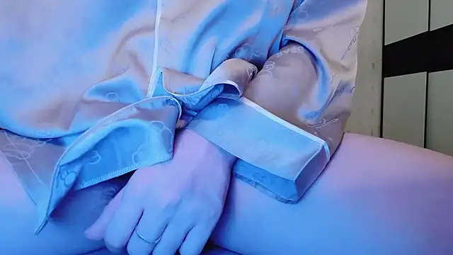 Snapshot of Dancer03 chatting on 09.17.25 Dancer03 online show from 09.17.25