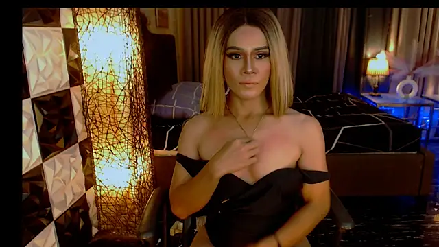 ElegantKellyTS online show from 11.08.25