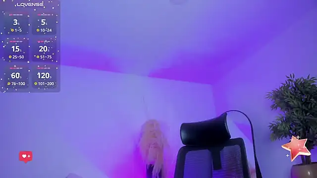 Emilywillis8 online show from 10.11.25