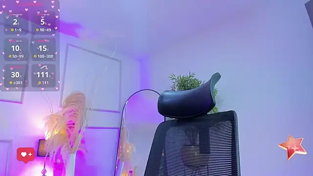 Emilywillis8 online show from 12.17.25