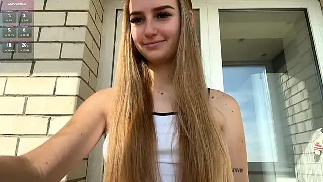 SweetJinny88 online show from 10.08.25