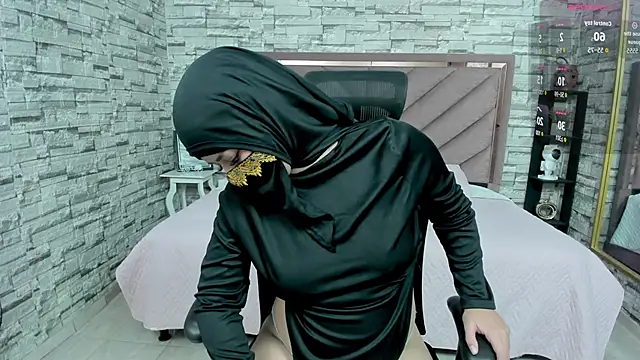 Amal Bakir online show from 10.11.25