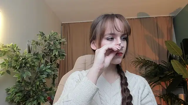 Snapshot of Jamie_Chung chatting on 12.14.25 Jamie Chung online show from 12.14.25