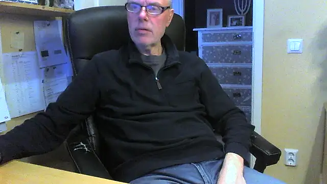 Snapshot of Klipparn chatting on 02.02.26 Klipparn online show from 02.02.26