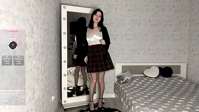 FakeLamb online show from 11.22.25