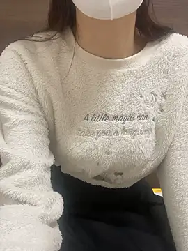 Snapshot of yayoi_jp chatting on 02.15.26 yayoi jp online show from 02.15.26