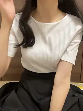 Snapshot of yayoi_jp chatting on 06.05.26 yayoi jp online show from 06.05.26