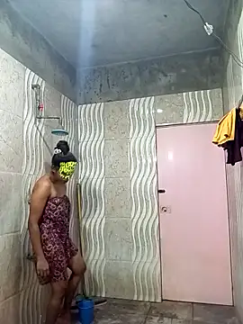 Shani Izu online show from 04.17.26