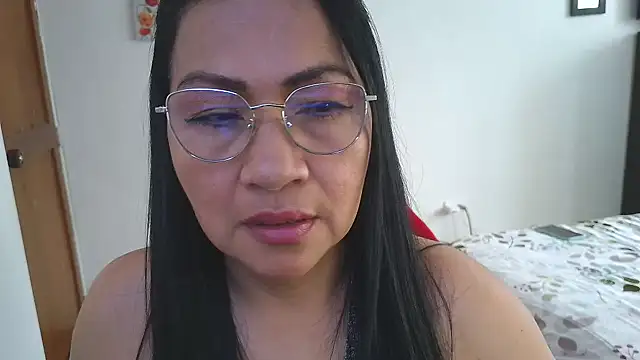 Snapshot of LissafeetHott chatting on 04.24.26 LissafeetHott online show from 04.24.26