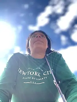 Elahia  marquez online show from 01.17.26