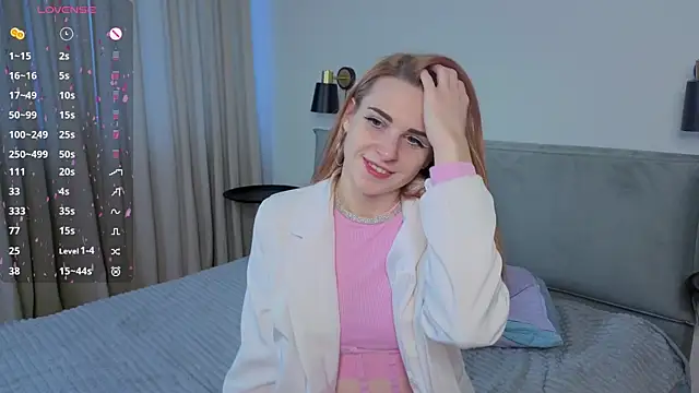 HelenMartines online show from 11.04.25