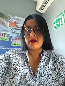 Snapshot of Milagros-hot chatting on 10.12.25 Milagros-hot online show from 10.12.25