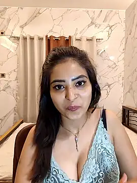QUEEN-ADITI online show from 03.08.26