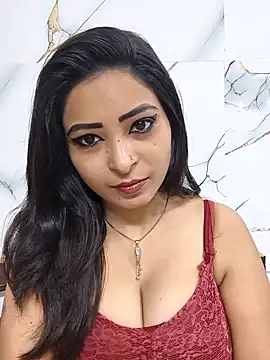 QUEEN-ADITI online show from 04.17.26