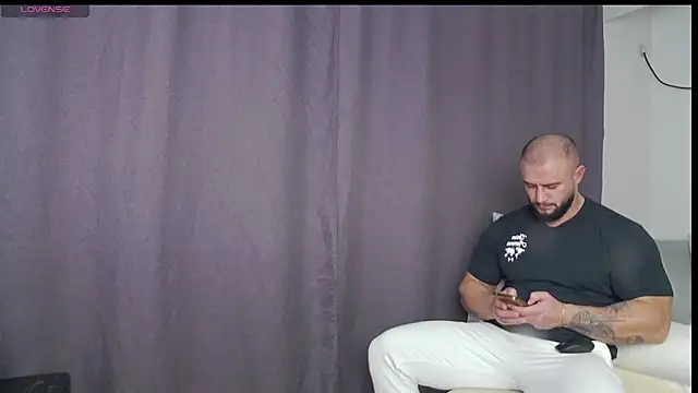 RickyMiami1 online show from 11.20.25