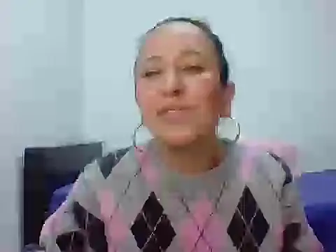 Snapshot of leah_susman chatting on 09.23.25 leah susman online show from 09.23.25