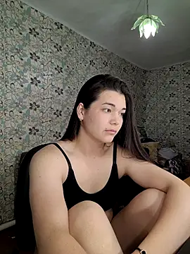 Albi Glow online show from 09.11.25