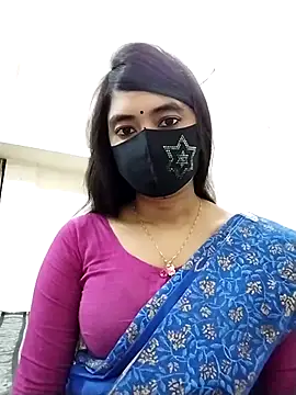 Puja-Rane online show from 11.17.25