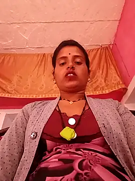 Snapshot of Rupali_hot chatting on 12.21.25 Rupali hot online show from 12.21.25