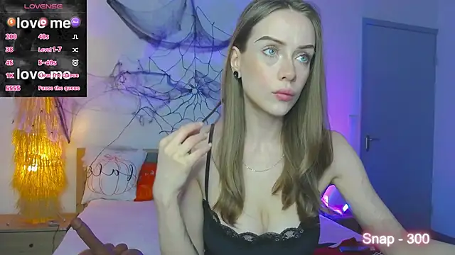 EvaLone1 online show from 11.02.25