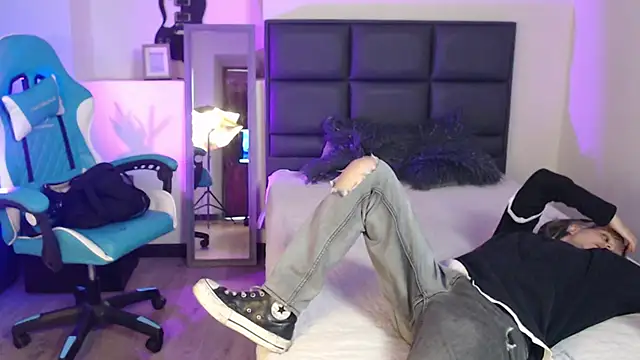 Amnesia  online show from 11.11.25