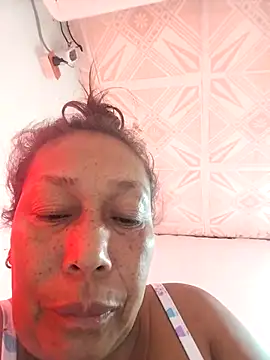 Naomi-Mature online show from 12.16.25