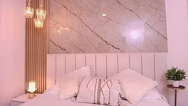 GraceMontgomery online show from 10.18.25