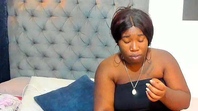 nahiroby ebony online show from 02.21.26