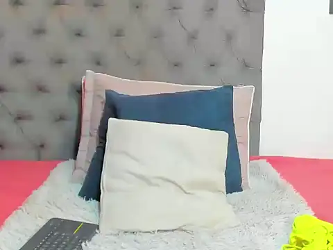 nahiroby ebony online show from 03.25.26