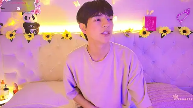 AleAurarashi online show from 03.18.26