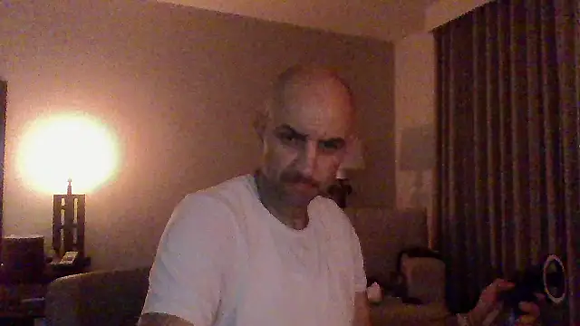 Snapshot of Hothotboyg chatting on 05.02.26 Hothotboyg online show from 05.02.26