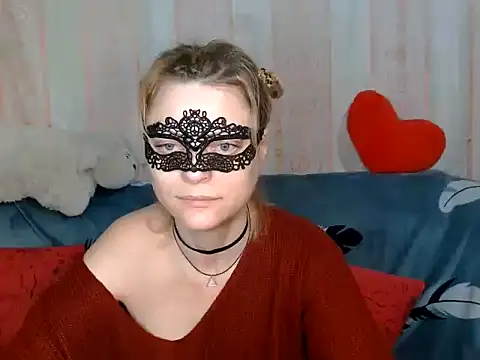 Miss Nona online show from 11.23.25