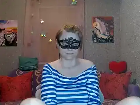 Miss Nona online show from 04.18.26