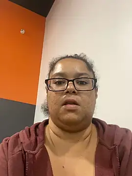 wishuhope4 online show from 10.10.25