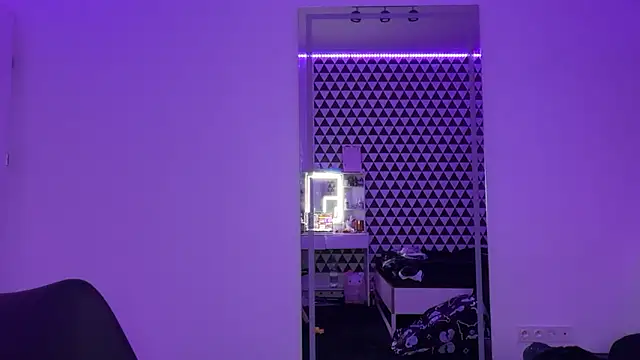 FluffySlutt online show from 02.02.26