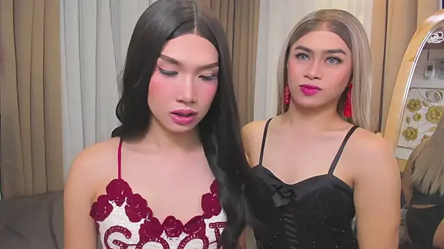 MaxCollins online show from 11.28.25