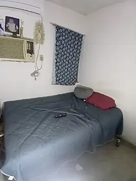 Snapshot of Jovenlechoso2044 chatting on 11.24.25 Jovenlechoso2044 online show from 11.24.25