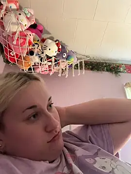 imawhorenslut19 online show from 04.10.26